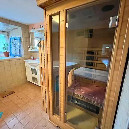 Homestay Hikers Hut Pr Blazu Podbrdo