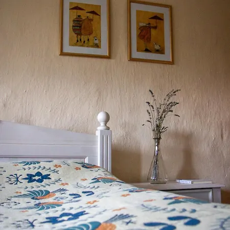 Hikers Hut Pr Blazu Podbrdo