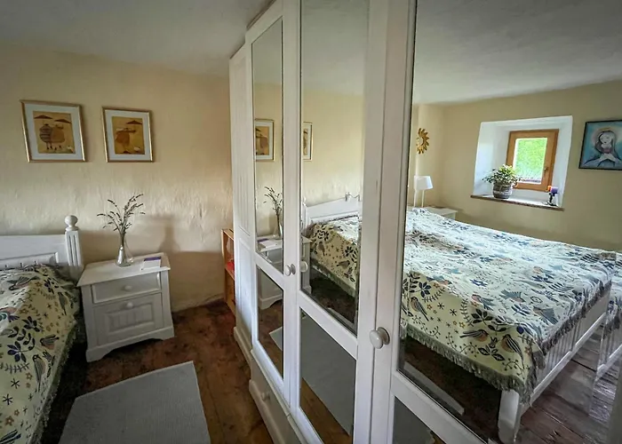 Hikers Hut Pr Blazu * Podbrdo